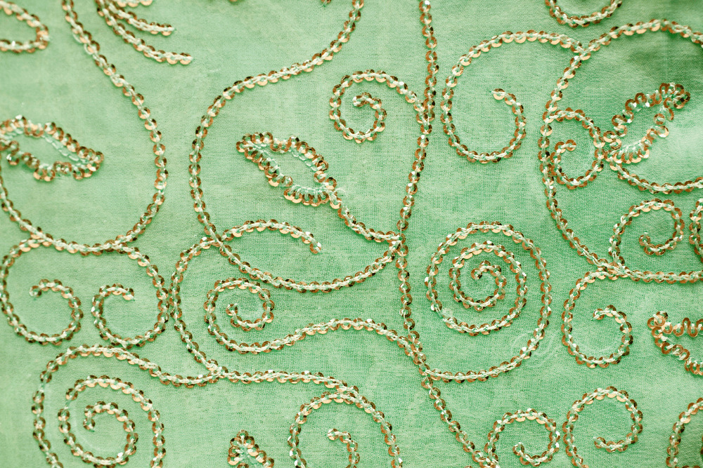 まとめ：開放的なデザインと上質な素材感が魅力のバハマシャツ