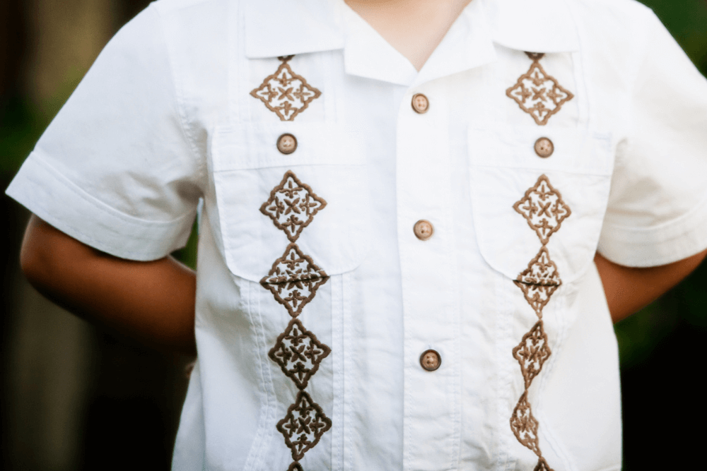 キューバシャツのおすすめコーディネート例