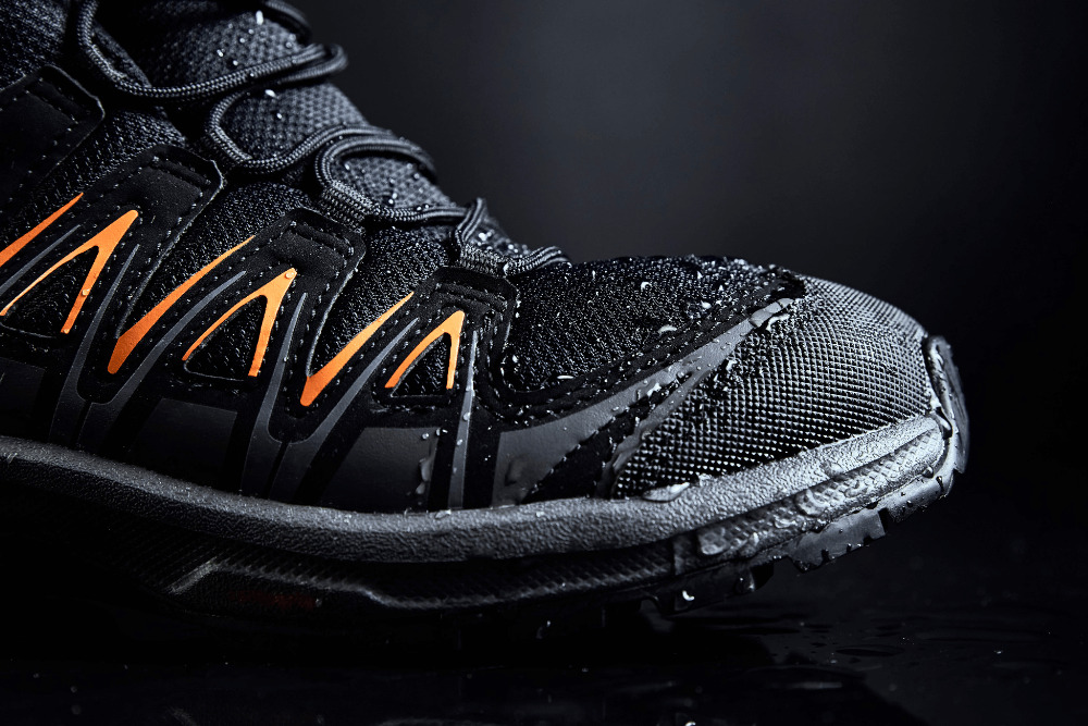 雨の日も快適な「ゴアテックス」防水スニーカーの選び方