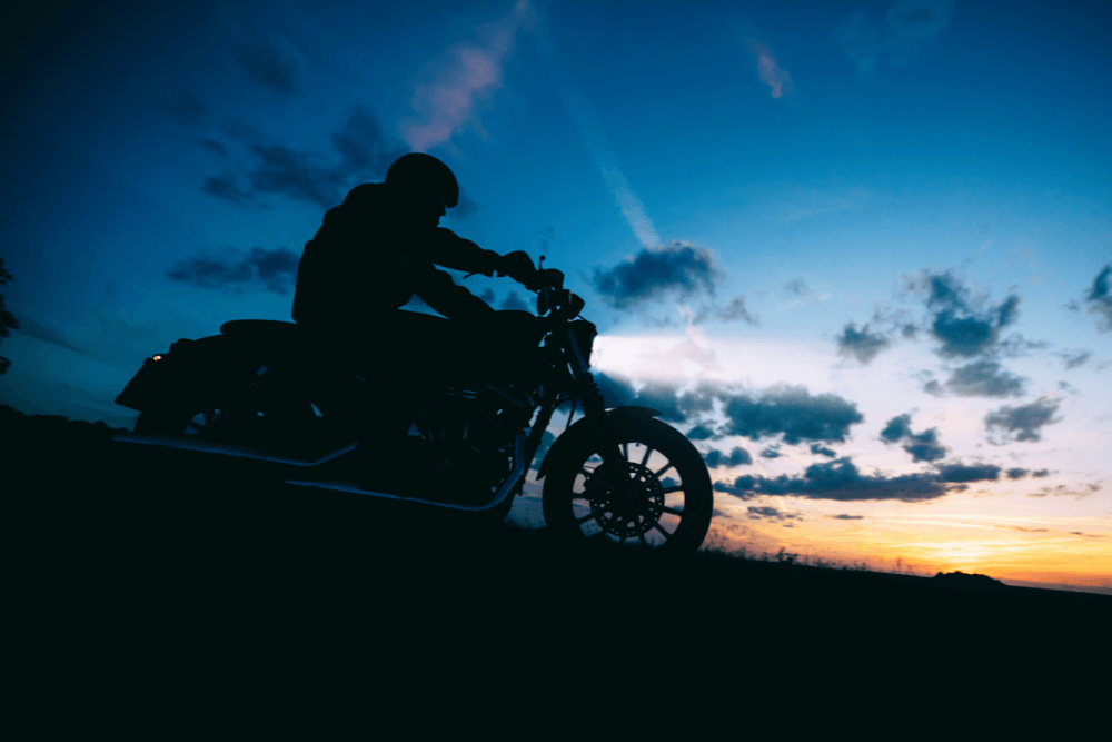 【季節別】バイクに乗るときのおすすめ服装